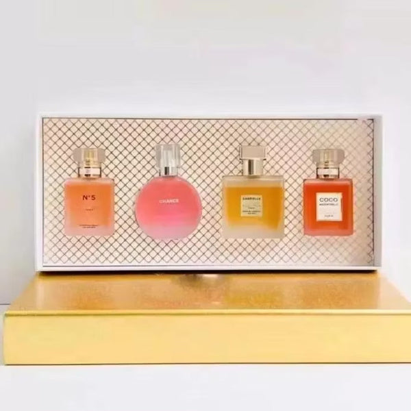 CHANEL 4-piece set